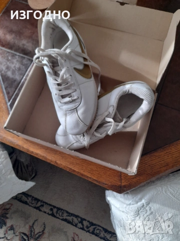 8€ NIKE МАРАТОНКИ