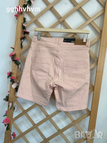 Къси дънкови панталонки, снимка 4 - Къси панталони и бермуди - 54321440
