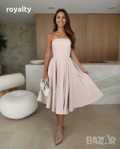 Дълга бежова дамска рокля 