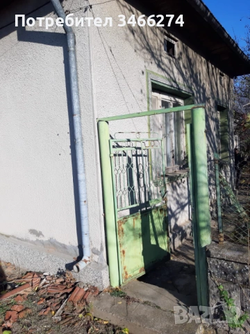 Продавам къща в село Деков