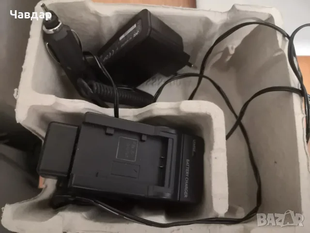Видеокамера JVC Everio GZ-HM445SE, снимка 3 - Камери - 46797837