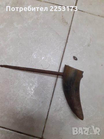 Стар пробивен инструмент върху рог, снимка 2 - Други инструменти - 35594054