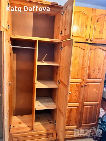 Продавам 2 гардероба и легло от чам!, снимка 2 - Гардероби - 56516562