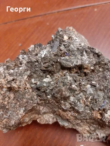 Епидот кристал, снимка 3 - Колекции - 48240433