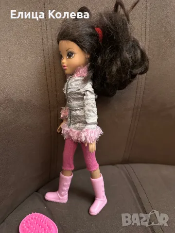 Кукла Moxie Girlz Sophina MGA, снимка 2 - Кукли - 48271466