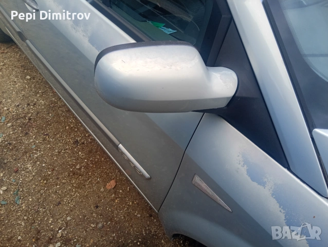 Дясно странично огледало Renault Scenic II (2003-2009г.), снимка 2 - Части - 54085673