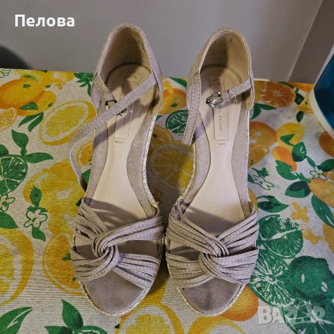 сандали на платформа Sfera