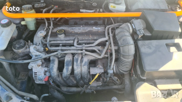 Ford Focus 1.6 16v, снимка 2 - Автомобили и джипове - 54347643