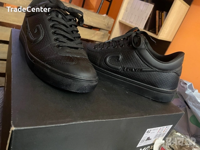 Cruyff 42ри номер , снимка 2 - Маратонки - 53206167