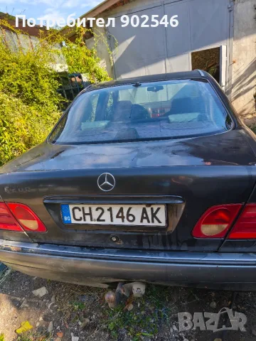 Стар Мерцедес Е 200, снимка 2 - Автомобили и джипове - 56489246