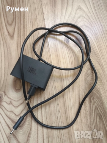 Токоизправител JBL 13 v. 2,2a, снимка 2 - Bluetooth тонколони - 51541051