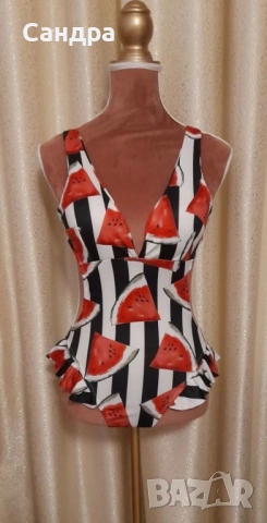 Секси изрязан, цял бански