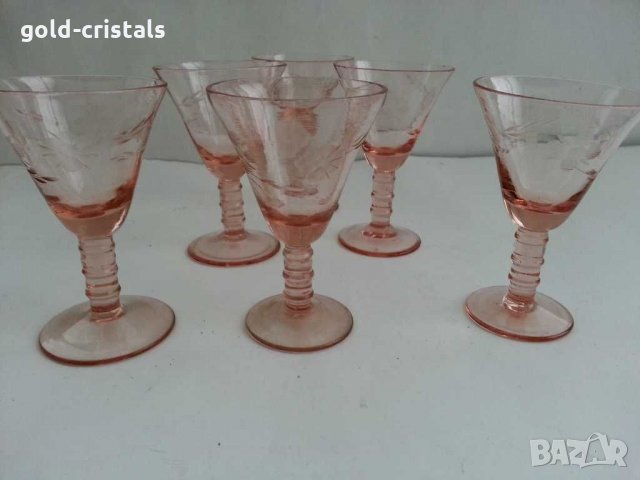 Антикварни чашки  за ракия цветно розово стъкло, снимка 6 - Антикварни и старинни предмети - 31029183
