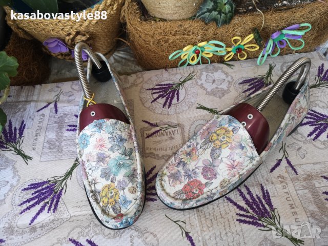 Обувки с флорални мотиви , снимка 4 - Дамски ежедневни обувки - 40333565