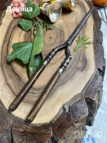 Комплект  ръчно резбовани дървени прибори за сервиране на салата, състоящи се от голяма лъжица и вил, снимка 3 - Прибори за хранене, готвене и сервиране - 52487608