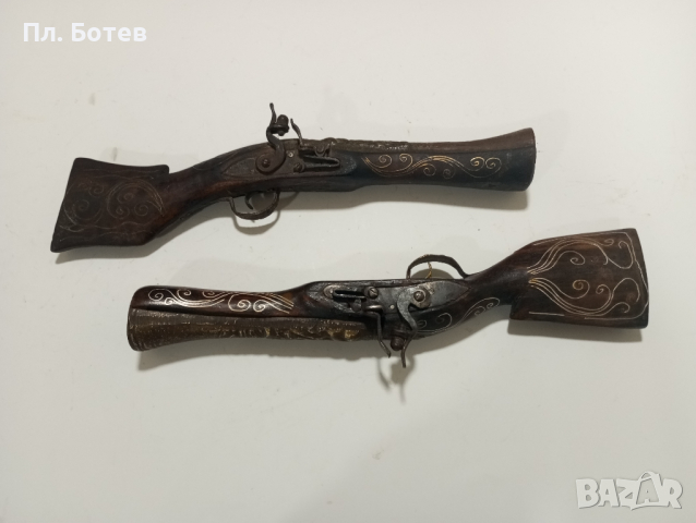 Стар кремъчен пистолет/револвер , снимка 1 - Антикварни и старинни предмети - 44642058
