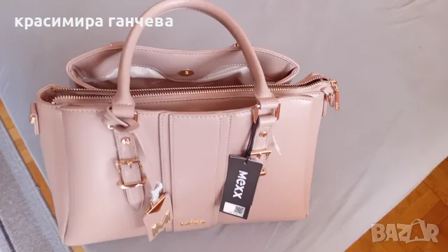 продавам дамска чанта, нова,цвят пудра 
