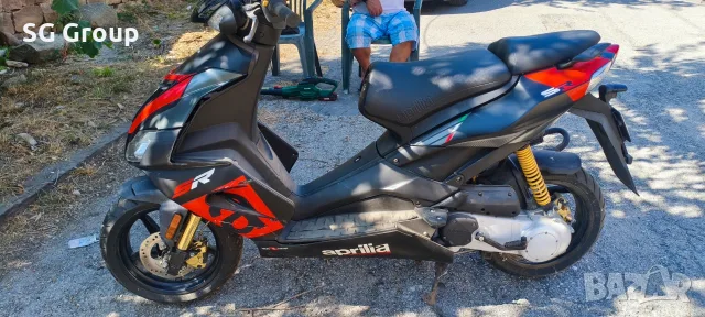 Продавам Aprilia SR 50 (2021 г.) – Двигател Piaggio / Отлично състояние, снимка 13 - Мотоциклети и мототехника - 56150409