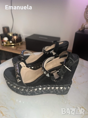 Louboutin сандали с платформа, снимка 5 - Сандали - 56202571