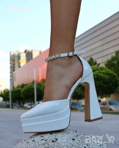 Сандали на ток - Лак, снимка 3 - Дамски обувки на ток - 49045523