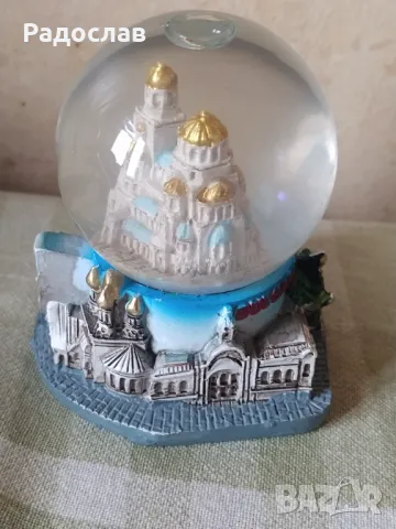 стъклено преспапие София  България , снимка 2 - Декорация за дома - 49651971