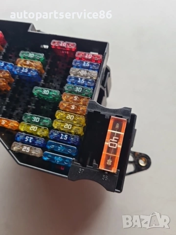 Кутия за предпазители за Volkswagen Touareg 3.0 TDI (2009) 7L0941828B, снимка 2 - Части - 54158787