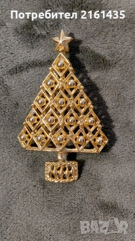 Прекрасна ретро брошка 