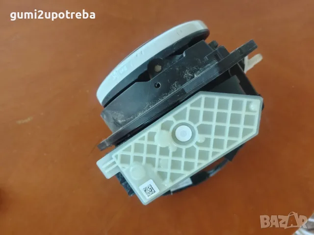 Дръжка Заден Капак Камера Обратно Виждане 10A827469 VW ID.3 E11 pro, снимка 3 - Части - 56151544