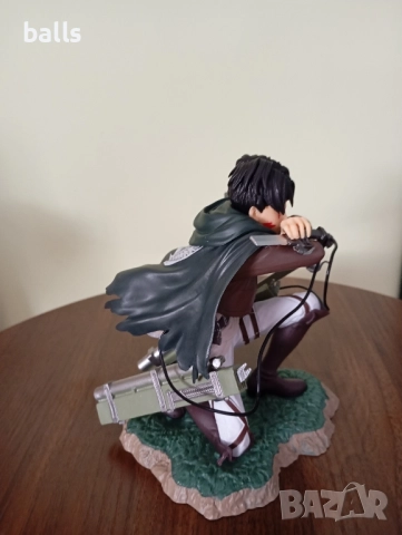 фигурка на леви / levi attack on titan , снимка 5 - Колекции - 52155827