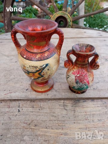 Рисувани керамични вази