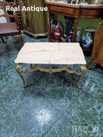 Прекрасна много красива антикварна белгийска бронзова масичка с оникс , снимка 1