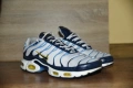 Nike Air Max Plus White Navy Gold, оригинални, номер 43, снимка 3