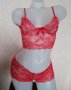 Червен дантелен комплект , снимка 1