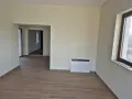 с. Пороище, общ. Разград  - Къща с голям двор – цена 150 000 евро!, снимка 9