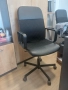 Продавам 2 бр. офис столове, снимка 1