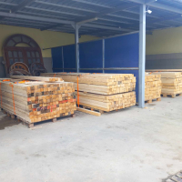 Дървен материял на изгодна цена област велико търново може и доставка най ниски цени  8х8/3м 12лв 8х, снимка 2 - Строителни материали - 44817405