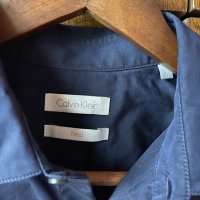 Тъмносиня риза Calvin Klein, снимка 2 - Ризи - 37053756