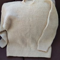 Пуловер , снимка 1 - Пуловери - 39645274
