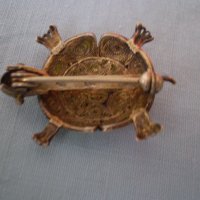  Антикварна брошка костенурка сребърна проба 800 И филигран , снимка 7 - Антикварни и старинни предмети - 36876012