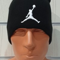 Нова зимна шапка на марката Michael Jordan с бяло лого, снимка 2 - Шапки - 42892013