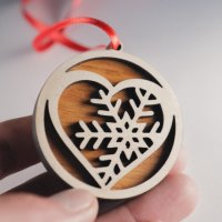 Двуслойна дървена украса за елха (различни модели), снимка 1 - Коледни подаръци - 38959136