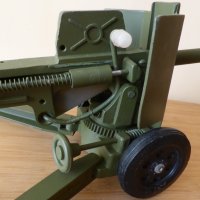 Руско метално оръдие играчка, снимка 10 - Антикварни и старинни предмети - 44375960