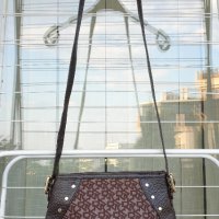 DKNY Donna Karan чанта с лого, снимка 3 - Чанти - 35290122