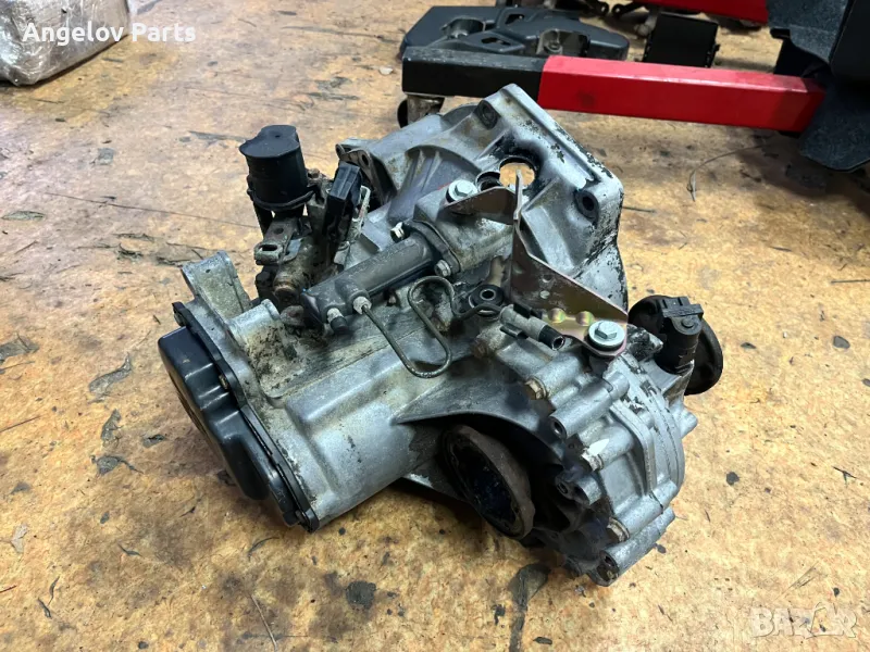 Скоростна кутия за VW Golf 3 1.9 TDI (90 к.с.), снимка 1