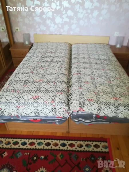 Единични легла съединени на спалня, снимка 1