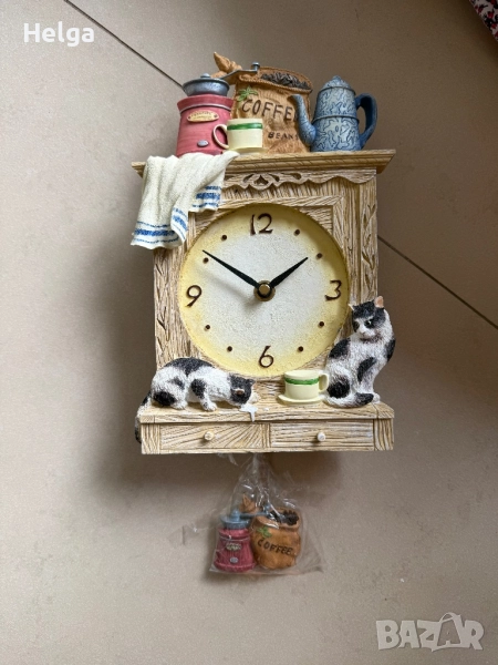 Vintage часовник с котки от полирезина, снимка 1