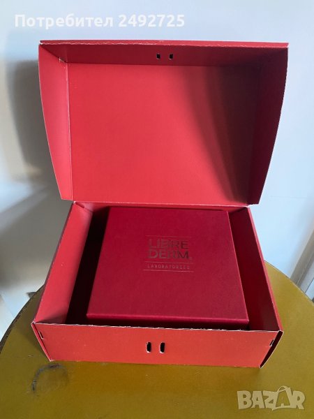 Кутия за подаръци ,червена, снимка 1