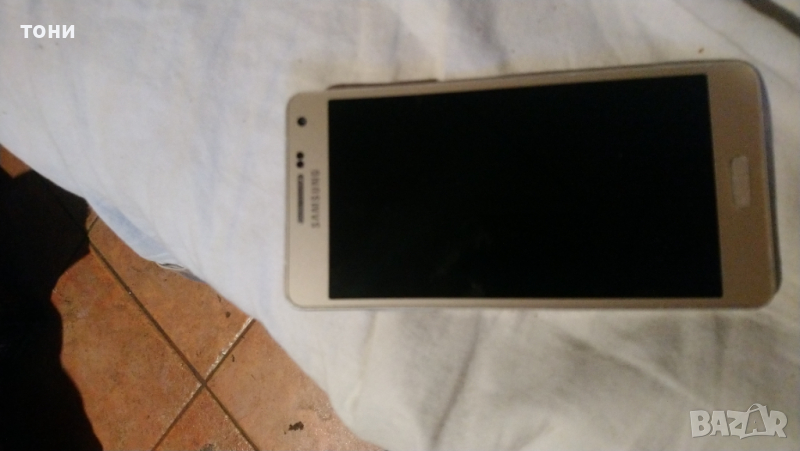 Смартфон Samsung SM а 500f, снимка 1