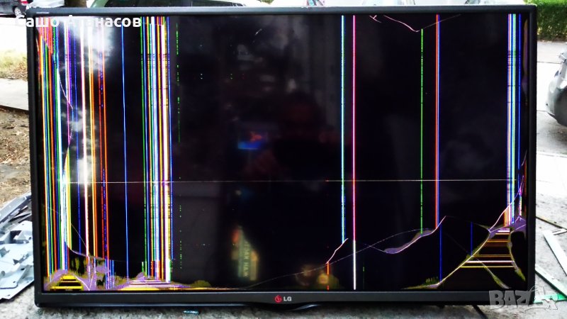 LG 32LB550U със счупена матрица ,LGP32-14PL1 ,EAX65388003(1.0) ,EBR78430601 .HC320DXN-VHHR2-51XX, снимка 1