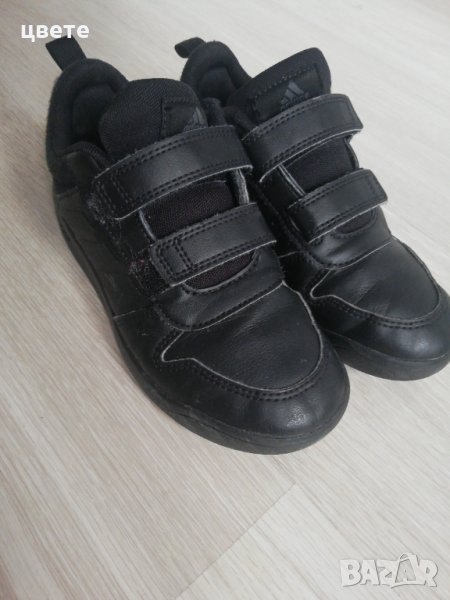 Детски маратонки адидас , снимка 1